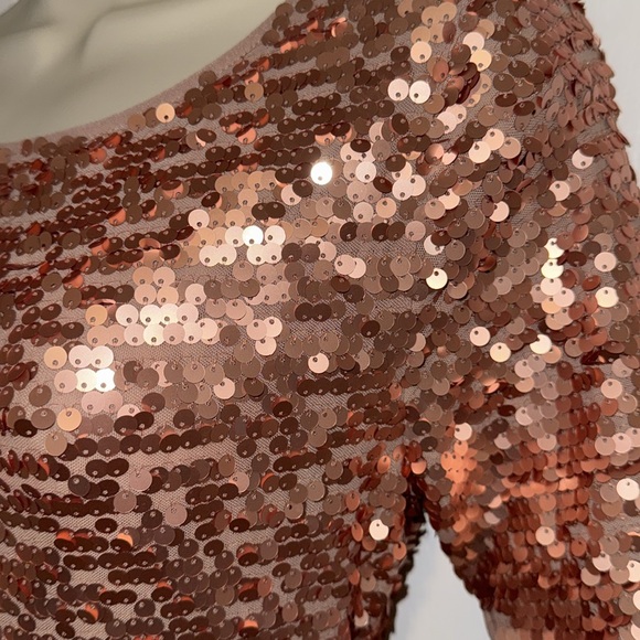 BCBS FORMAL ROSE GOLD SEQUIN FLOOR LENGTH GOWN FAB LOW SCOOP BACK-JAW DROPPING! - Picture 4 of 10